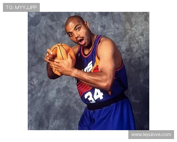 巴克利内线强打改变防守布局，无三分时代高效输出如何影响现代内线对比