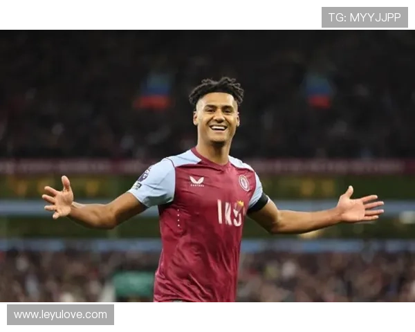 奥利·沃特金斯：战术适配与市场价值下的英超高效前锋困局解析